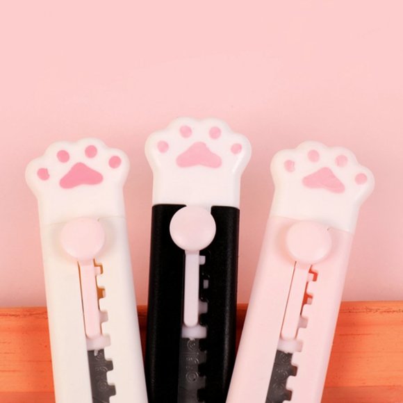 Cat Paw Portable Utility Knife - Picture 5 of 7